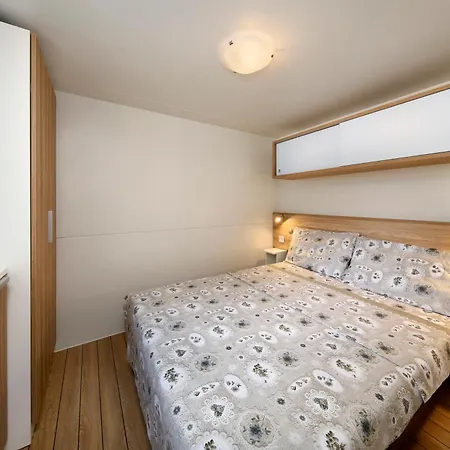 Albatross Mobile Homes On Family Collection Camping *
