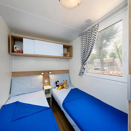 Campsite Albatross Mobile Homes On Family Collection Marina Julia